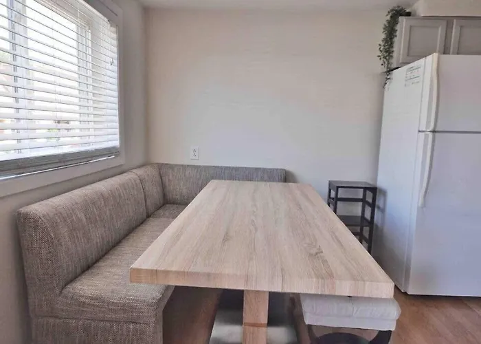 Housepitality - Choice Flat - Location